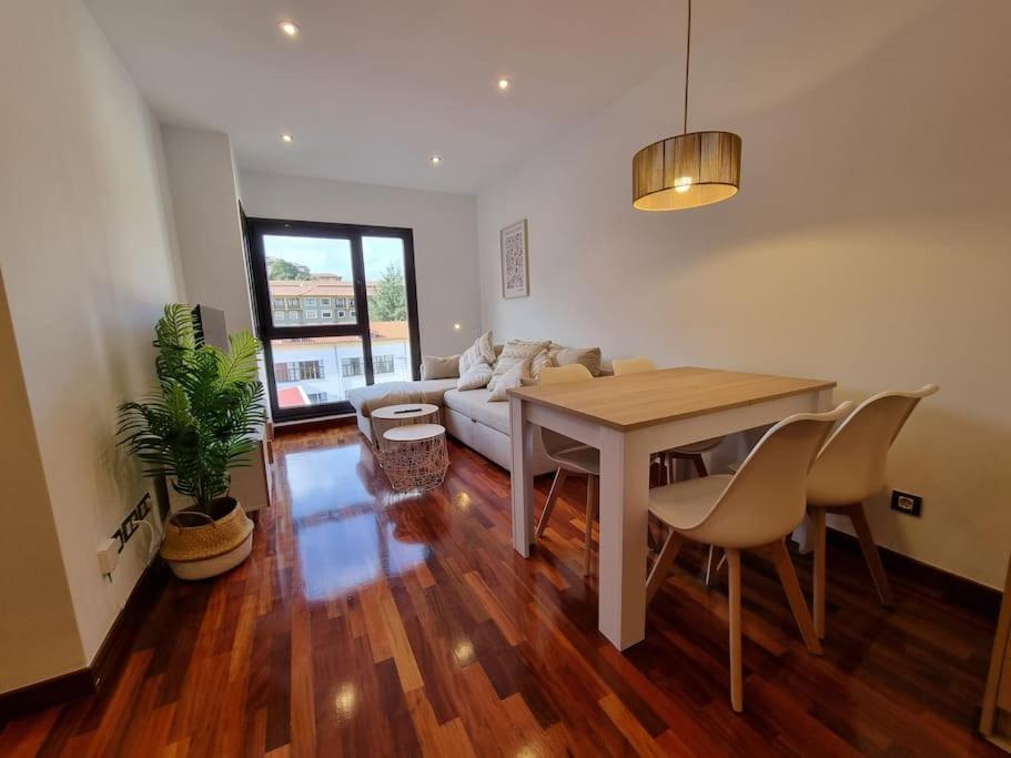 604B - Apartamento Con Garaje オビエド エクステリア 写真