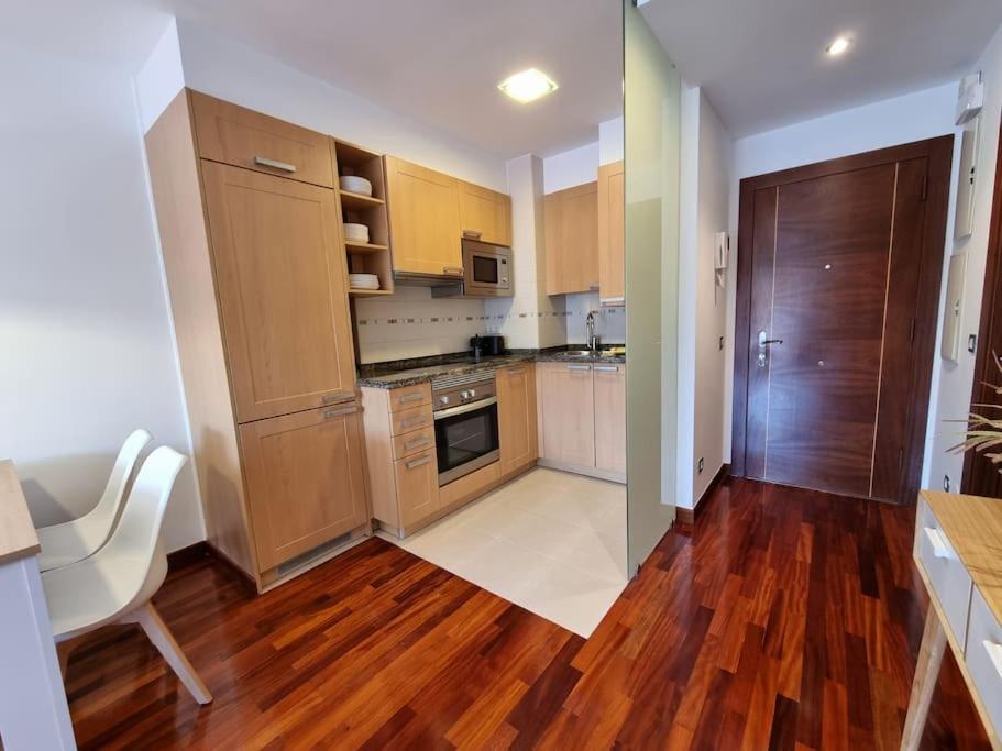 604B - Apartamento Con Garaje オビエド エクステリア 写真