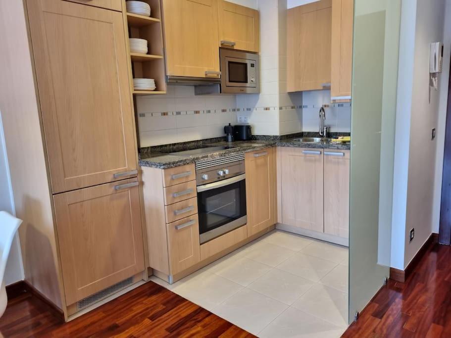 604B - Apartamento Con Garaje オビエド エクステリア 写真