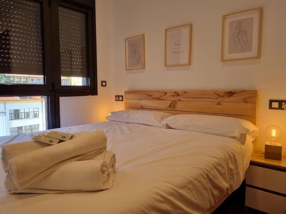 604B - Apartamento Con Garaje オビエド エクステリア 写真