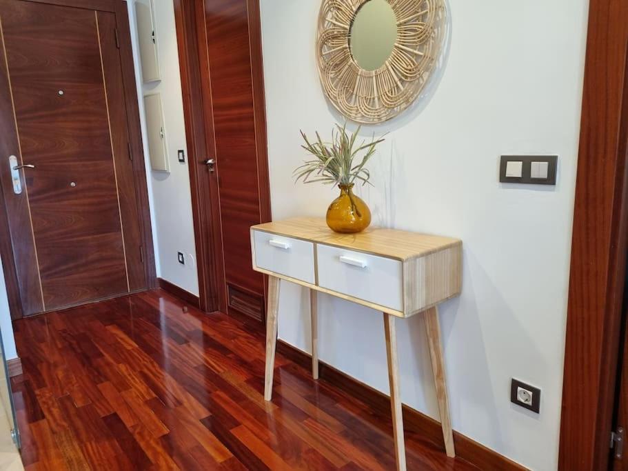 604B - Apartamento Con Garaje オビエド エクステリア 写真